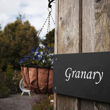 The Granary Apartment Barbrook Екстериор снимка