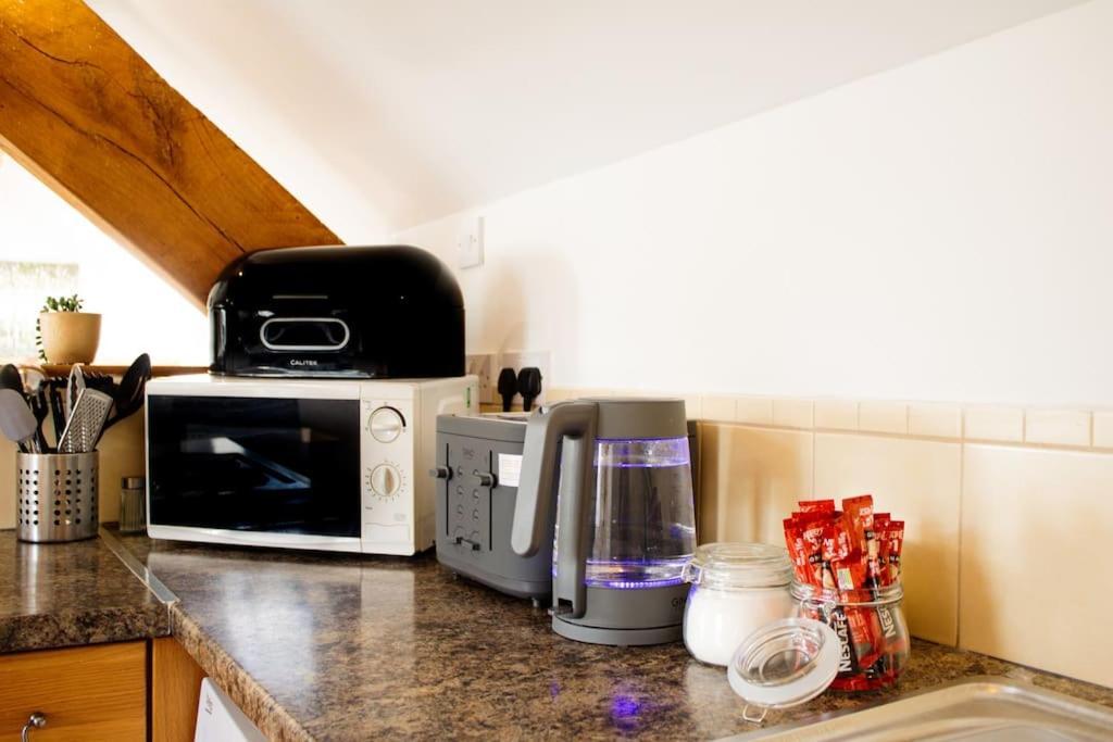 The Granary Apartment Barbrook Екстериор снимка