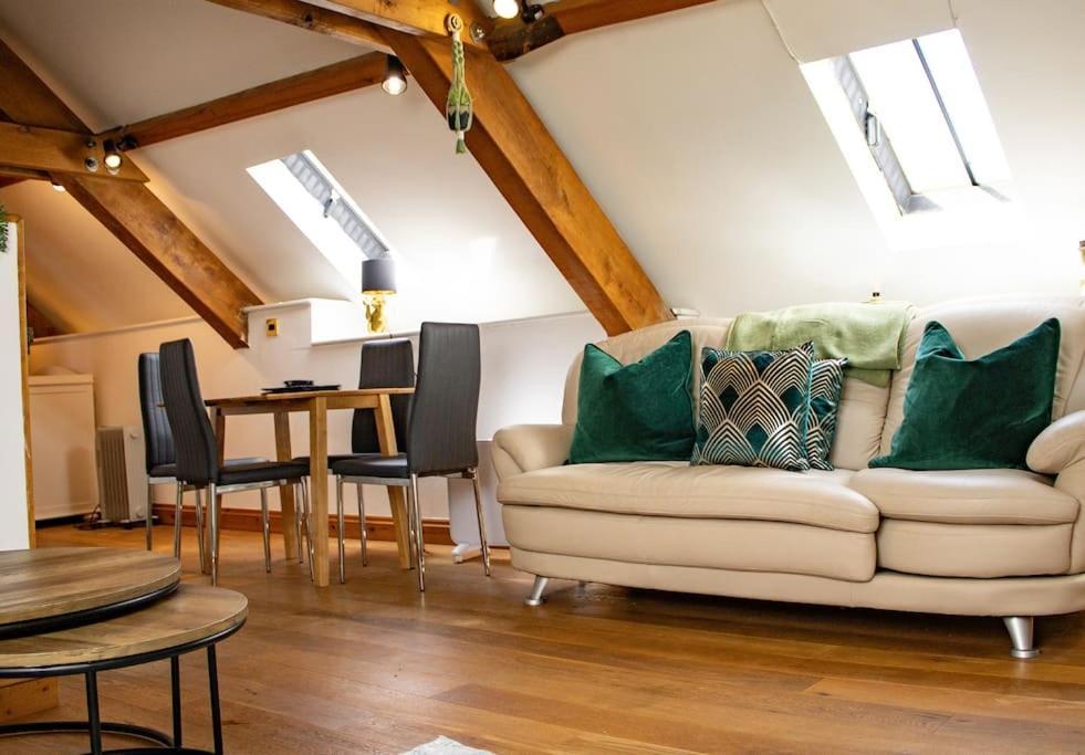 The Granary Apartment Barbrook Екстериор снимка