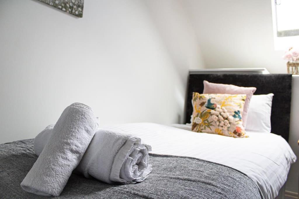 The Granary Apartment Barbrook Екстериор снимка